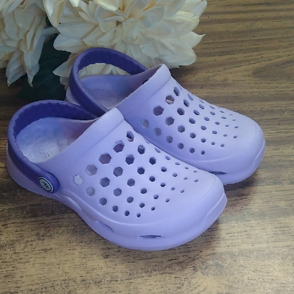 🐝 Joybees Purple 💜 Foam Sandals Size 12/13 Girls With Ankle Strap